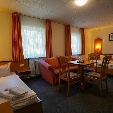 Seeschloesschen Отель Грос-Кёрис