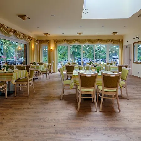 Seeschloesschen Грос-Кёрис