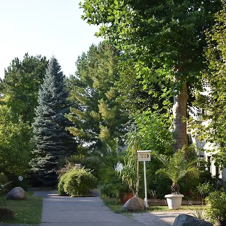 Отель Seeschloesschen Грос-Кёрис