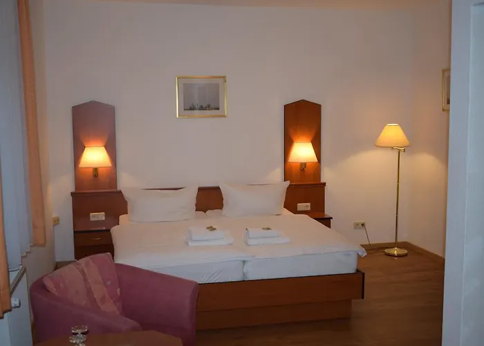 فندق Seeschloesschen 3*